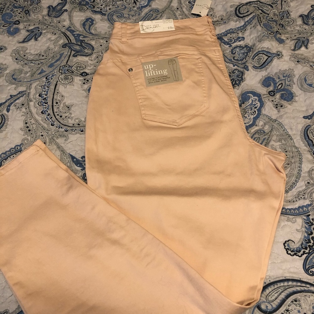 Pink Ankle Jeans